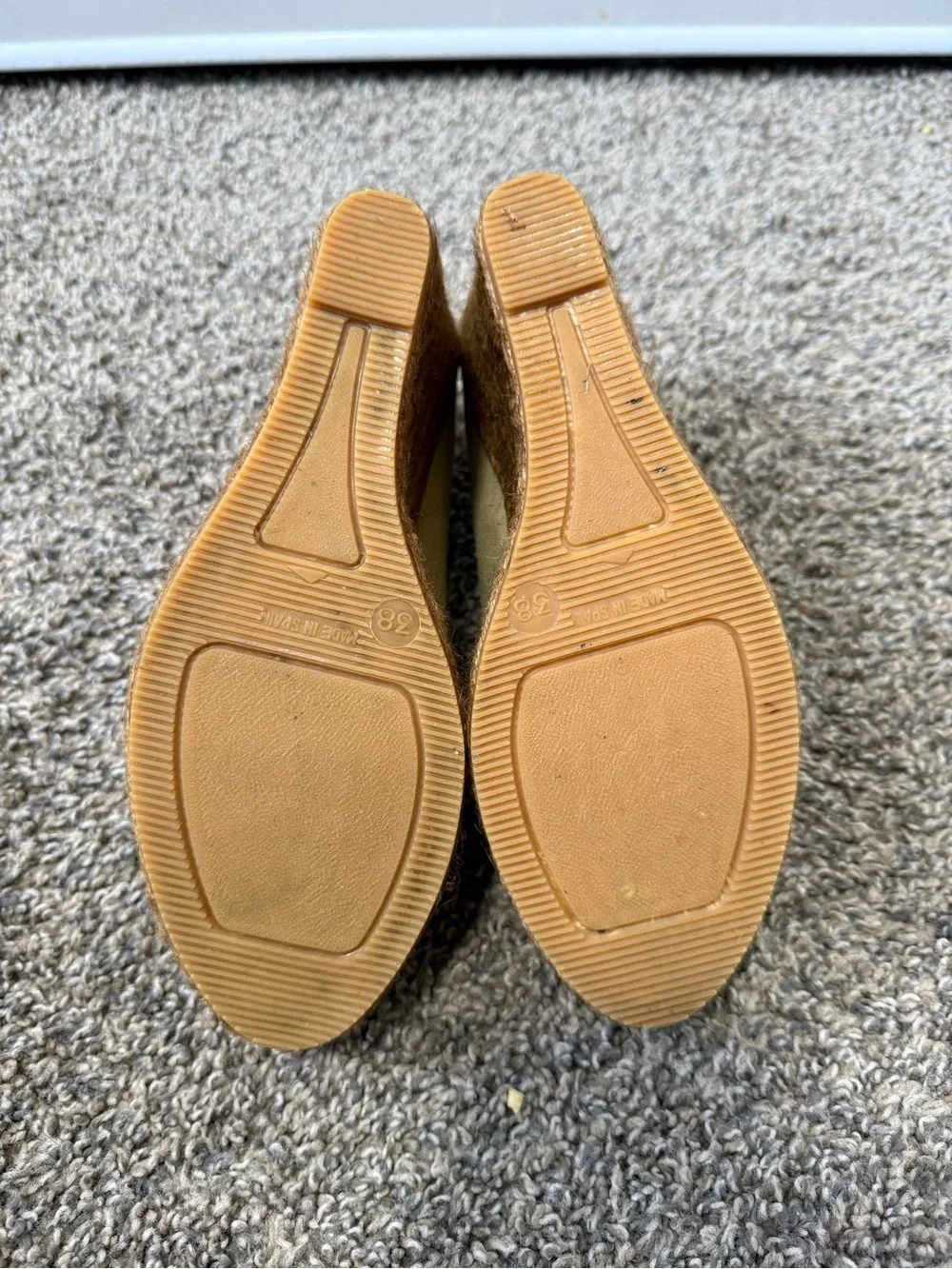 Viscata Barcelona Cream Canvas Wedge Shoes - Picture 4 of 4